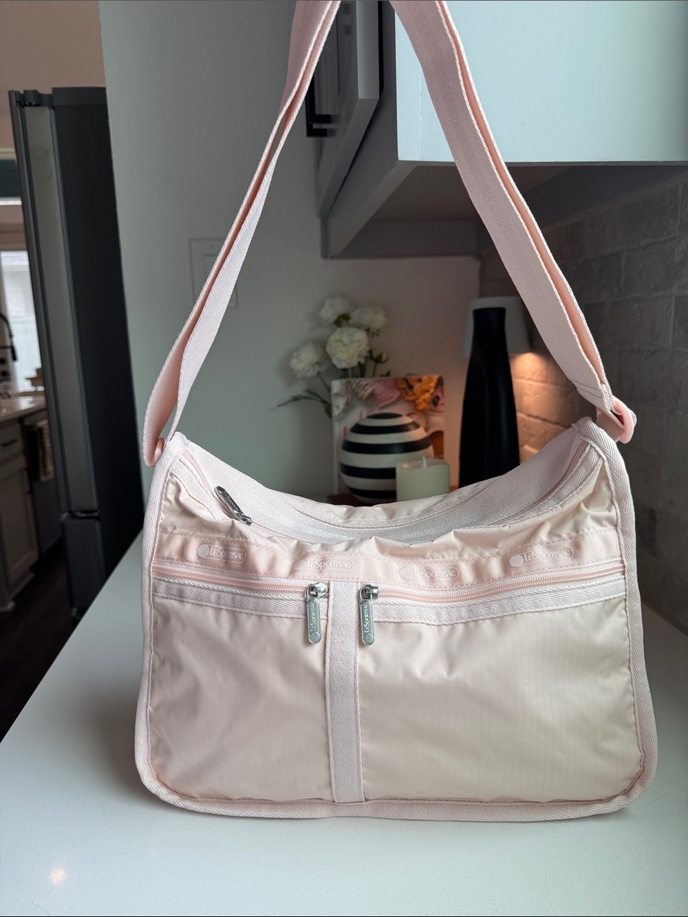 Deluxe Everyday Bag in
Peach Blush (solid)